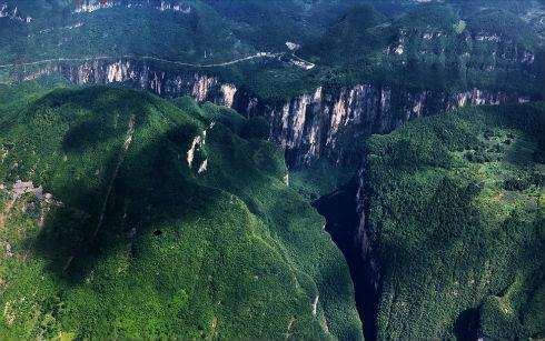奉节天坑地缝