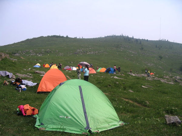 云阳岐山草场露营.jpg