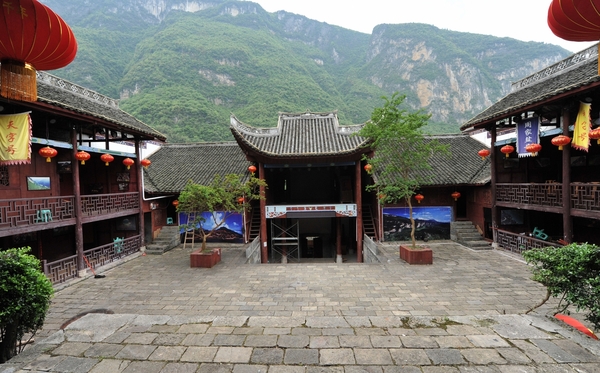 重庆自由行-自驾游—酉阳龚滩古镇