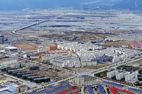 林芝八一.jpg 林芝八一.jpg